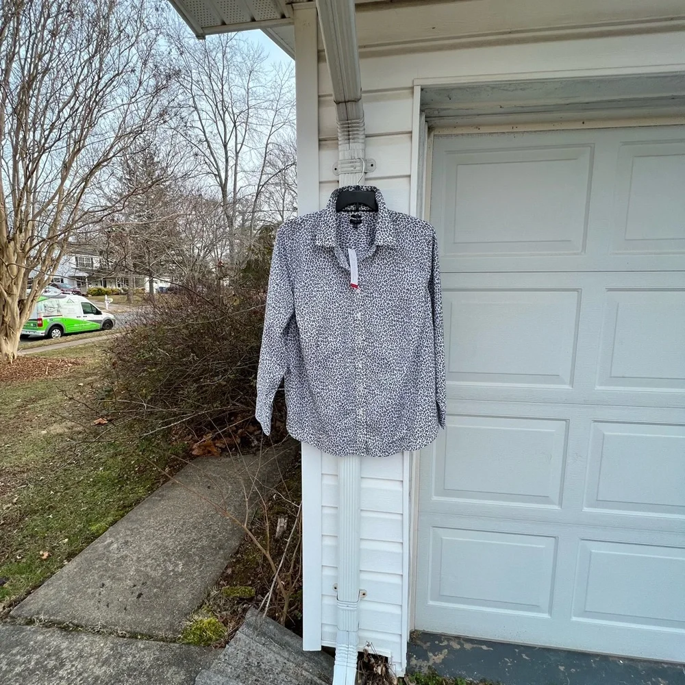 NWT Talbots Fun Gray Black Leopard Wrinkle Resistant Long Sleeve Blouse - Picture 5 of 7